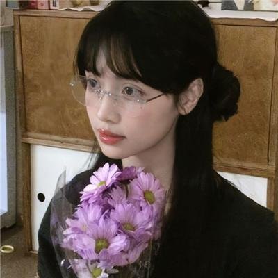 秋霞